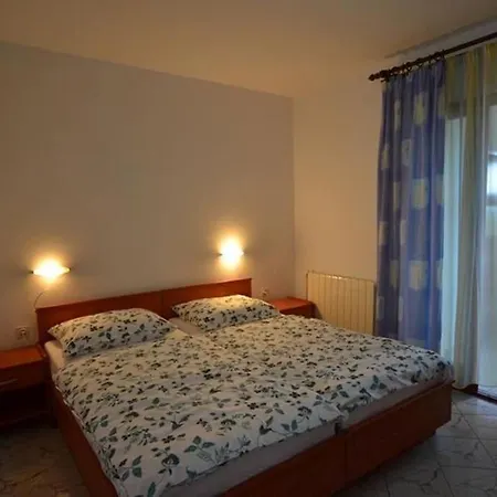 Vila Dragica A6 *