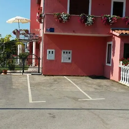 Dragica A6 Villa